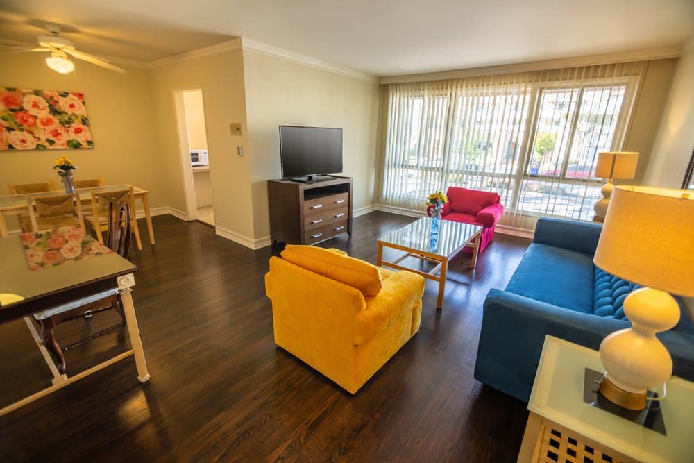 Cal Mar Hotel Suites — Photo 3